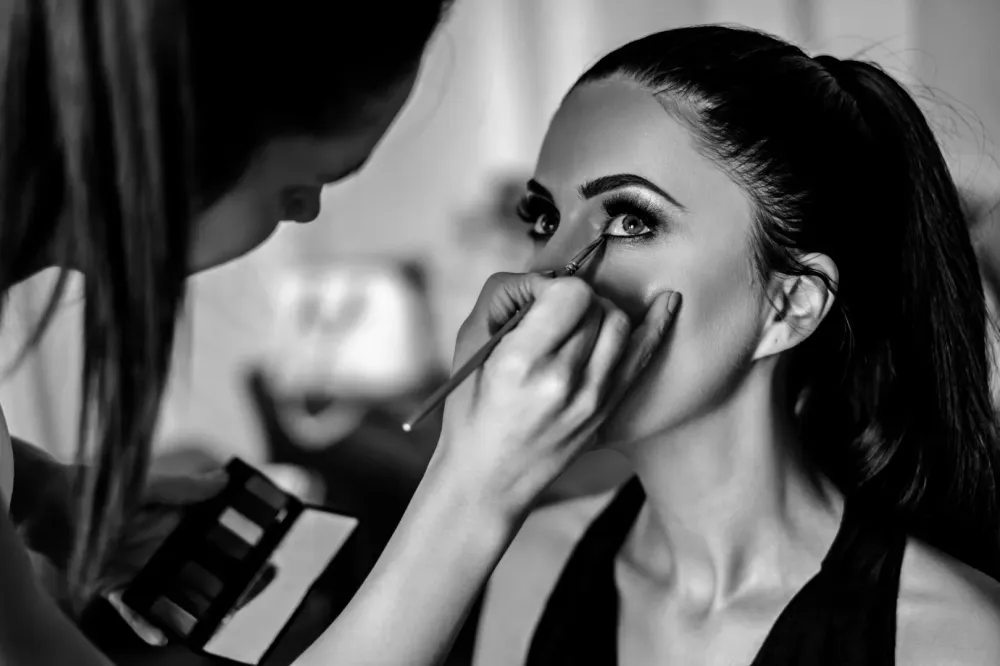 maquilllage professionnelle noir et blanc